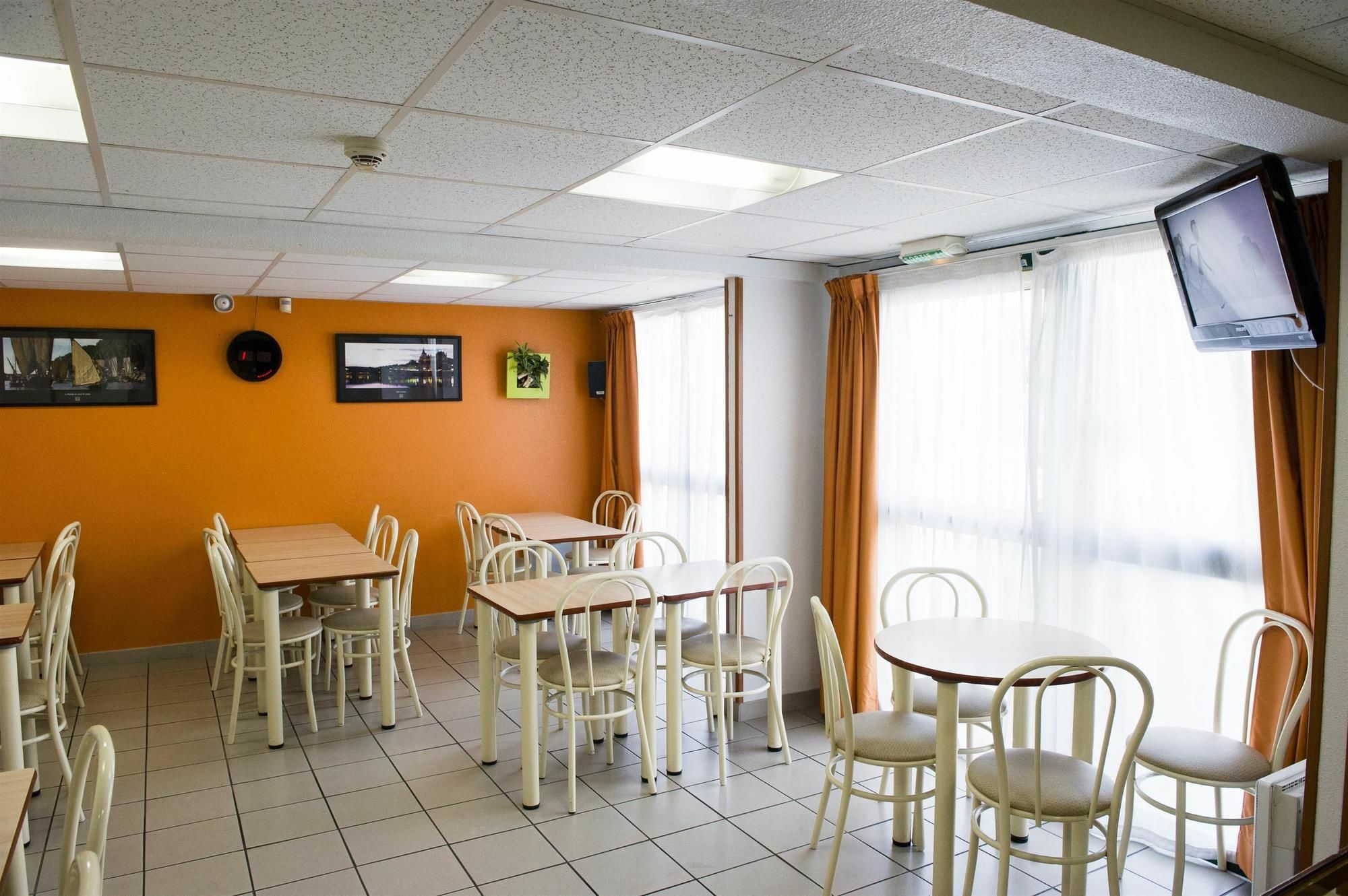 Premiere Classe Orleans Ouest - La Chapelle St Mesmin Exteriör bild